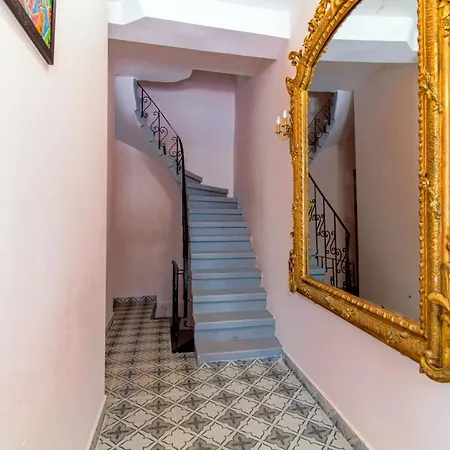 Convenient Studio Flat In Beyoglu * اسطنبول